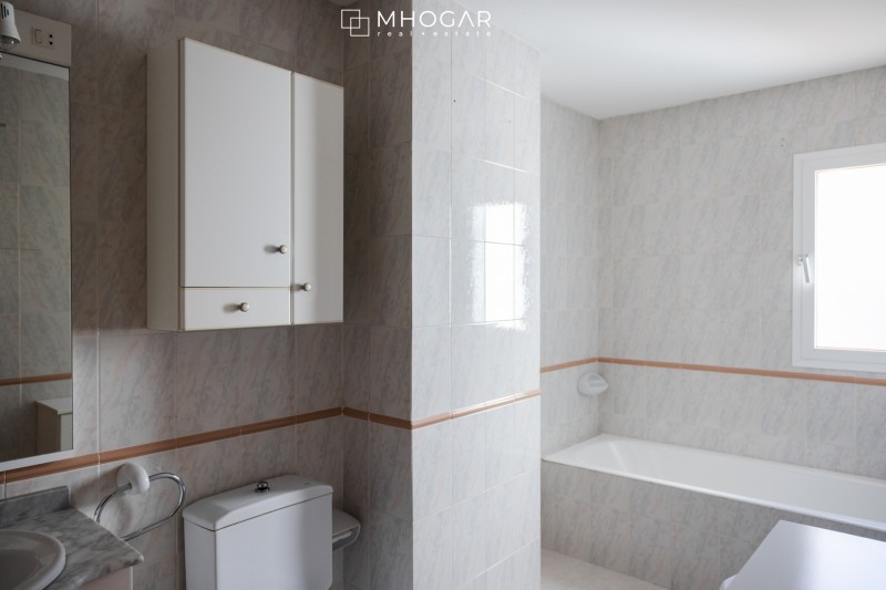 Calpe - Gran apartamento a la venta en pleno centro y cerca del mar, playa arenal !